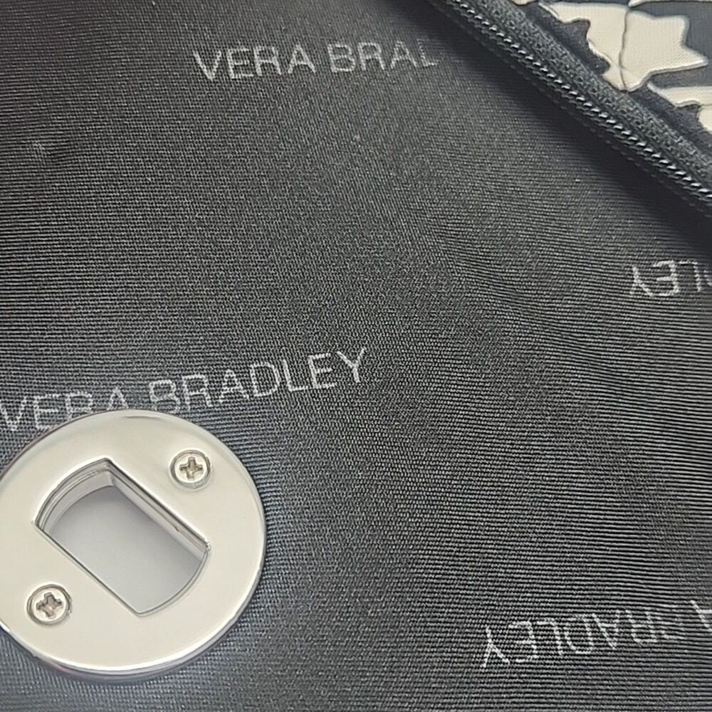 Vera Bradley Wristlet Wallet 6.25"x4.5" Black White Quilt Turn-Lock Organizer - Picture 7 of 13
